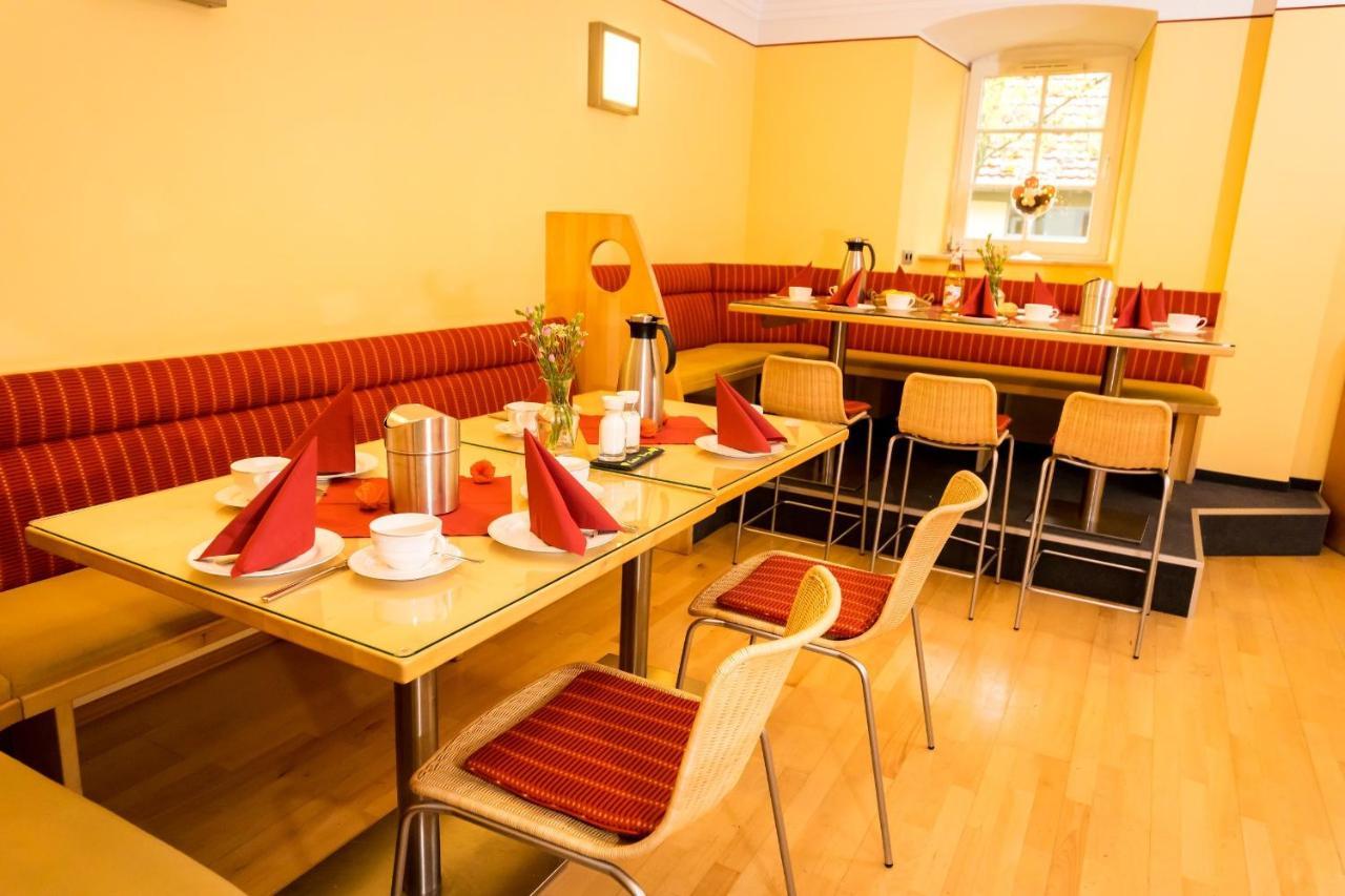 Wohlfuehlhotel Im Schlosspark - Self Checkin Willebadessen Ngoại thất bức ảnh